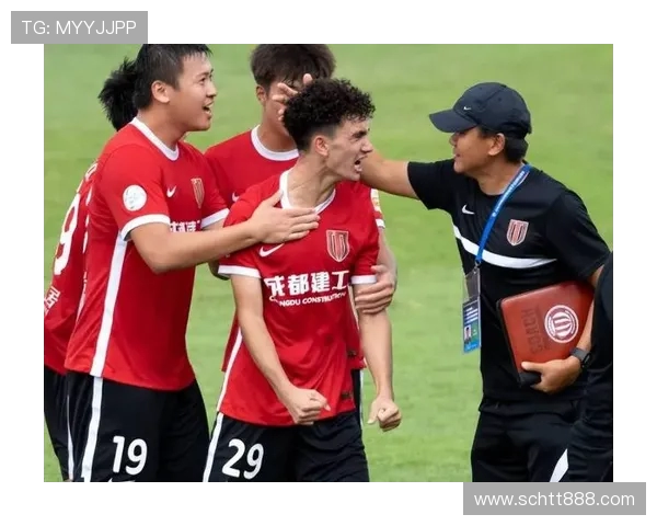 成都排球队比赛经验引发热议球迷与专家观点交锋探讨战术与心理因素 成都排球队比赛经验引发热议球迷与专家观点交锋探讨战术与心理因素