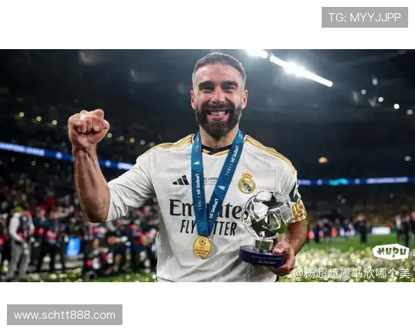 卡瓦哈尔在欧冠对决中挑战拜仁展现绝佳防守与进攻实力