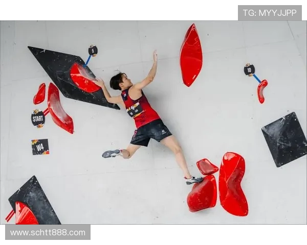 西安攀岩队的技术掌控与失误分析探讨攀岩运动的发展与挑战 西安攀岩队的技术掌控与失误分析探讨攀岩运动的发展与挑战