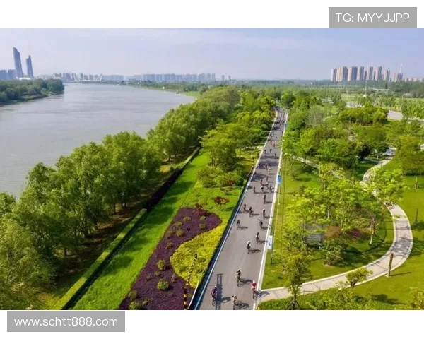 南京攀岩队在城市马拉松中的战术表现与策略分析